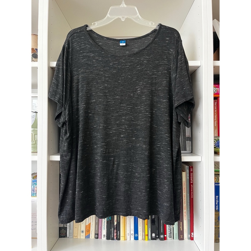 Old Navy tee, 2X
